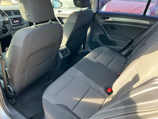 VOLKSWAGEN Golf usata, con Chiusura centralizzata