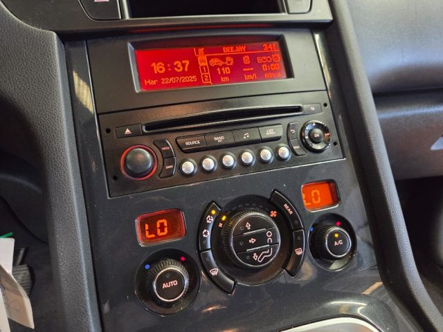 PEUGEOT 5008 usata 12