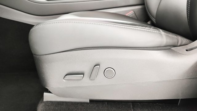 TESLA Model Y usata 51