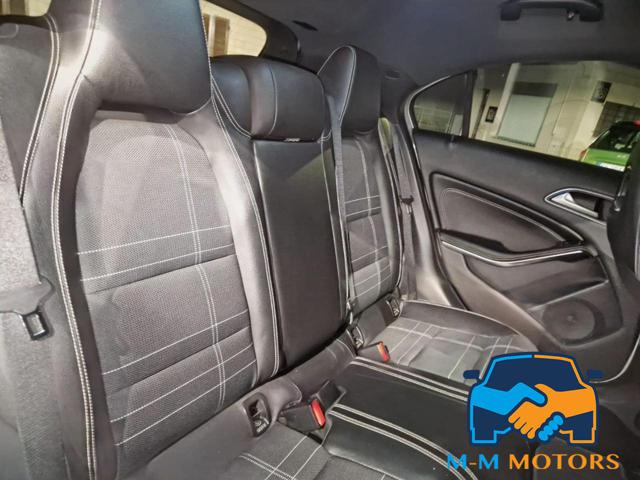 MERCEDES-BENZ A 180 usata, con Lettore CD