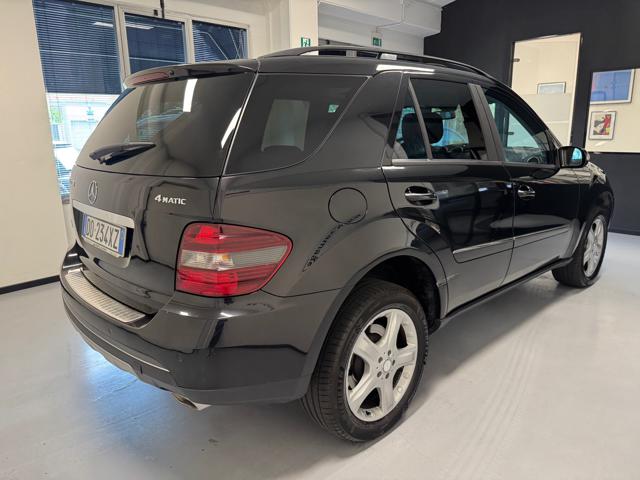 MERCEDES-BENZ ML 320 usata, con Alzacristalli elettrici