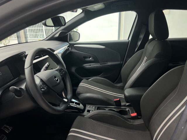 OPEL Corsa usata, con Bluetooth