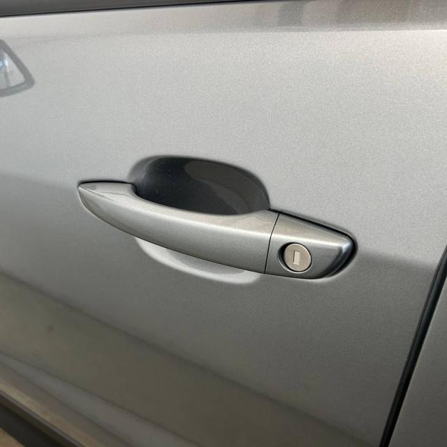 JEEP Avenger usata, con Sensori di parcheggio posteriori