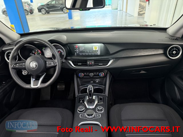 ALFA ROMEO Stelvio usata, con Controllo automatico clima