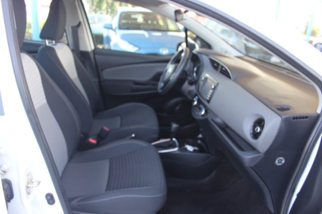 TOYOTA Yaris usata, con ESP