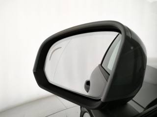 VOLVO XC40 usata, con Volante in pelle