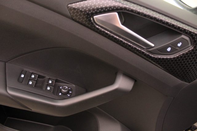 VOLKSWAGEN T-Cross usata, con Fari LED