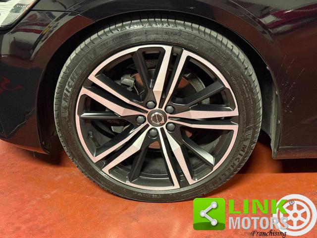 VOLVO V60 usata, con Touch screen