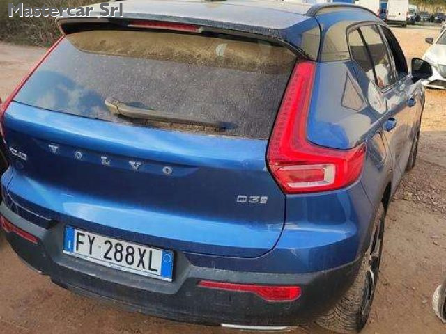 VOLVO XC40 usata, con Autoradio