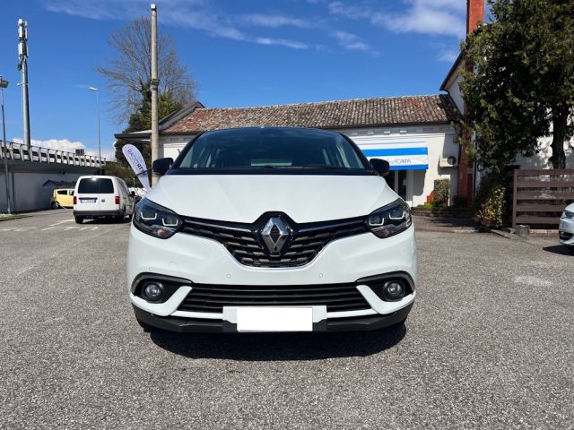 RENAULT Scenic usata, con Airbag