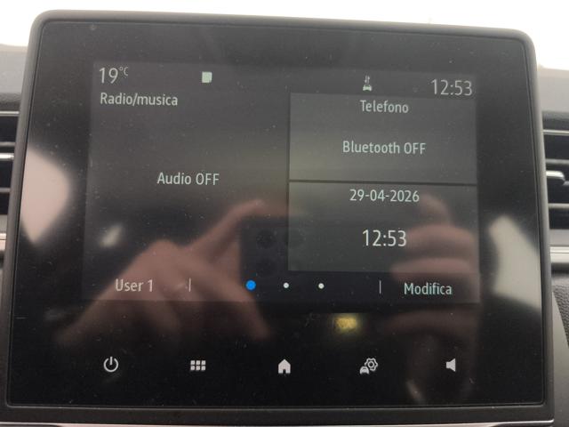 RENAULT Captur usata, con USB
