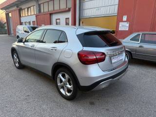 MERCEDES-BENZ GLA 200 usata, con Autoradio