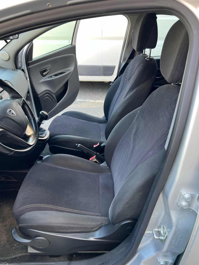 LANCIA Ypsilon usata 8