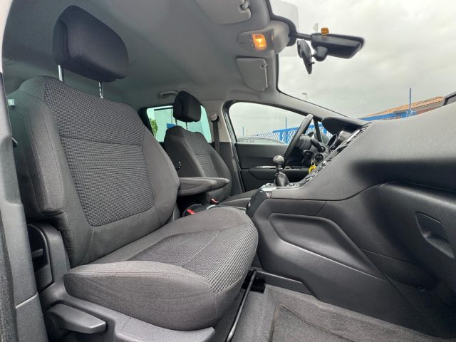 PEUGEOT 5008 usata, con Cruise Control