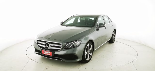 MERCEDES-BENZ E 220 usata, con Airbag laterali