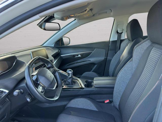 PEUGEOT 3008 usata, con Climatizzatore