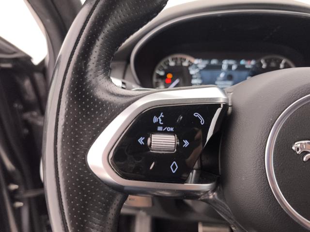 JAGUAR E-Pace usata, con Servosterzo