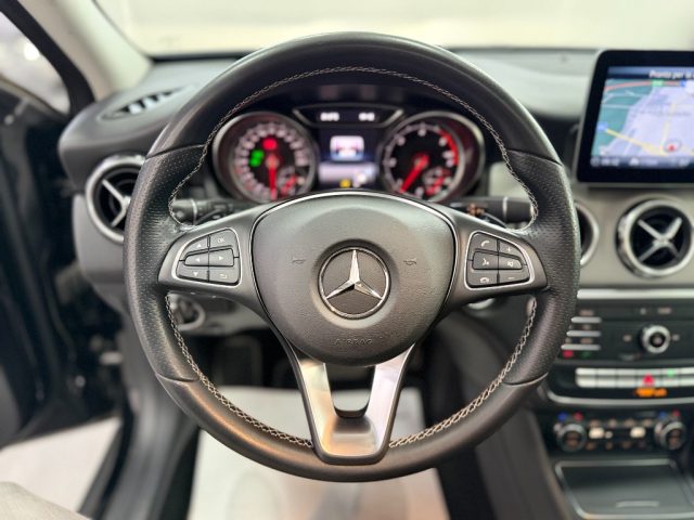 MERCEDES-BENZ GLA 200 usata, con Controllo vocale
