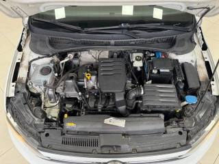 VOLKSWAGEN Polo usata, con Hill holder