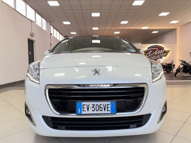 PEUGEOT 5008 usata, con Bracciolo