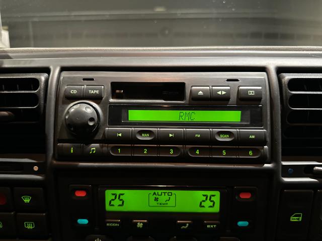 LAND ROVER Discovery usata, con Sedili riscaldati