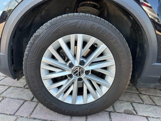 VOLKSWAGEN T-Roc usata, con Volante in pelle