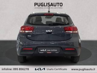 KIA Rio usata, con Autoradio