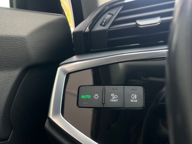 AUDI Q3 usata, con Volante multifunzione