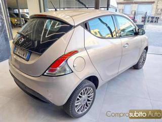 LANCIA Ypsilon usata, con Climatizzatore