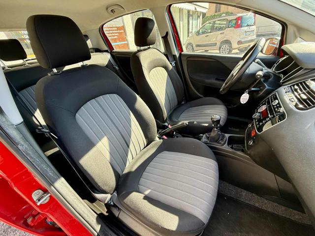 FIAT Punto usata, con USB