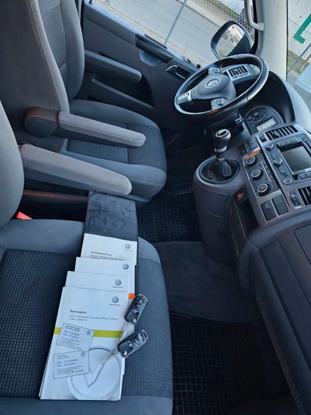 VOLKSWAGEN Multivan usata, con Controllo trazione