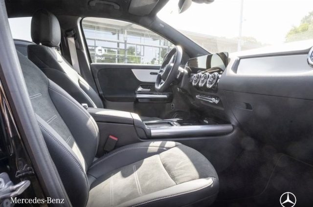 MERCEDES-BENZ GLA 180 usata, con Airbag Passeggero