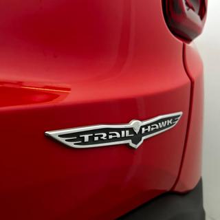 JEEP Renegade usata, con Sensori di parcheggio anteriori