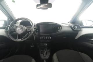 TOYOTA Aygo X usata 10