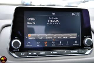 NISSAN Qashqai usata, con Controllo automatico clima