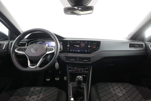 VOLKSWAGEN Taigo usata 4