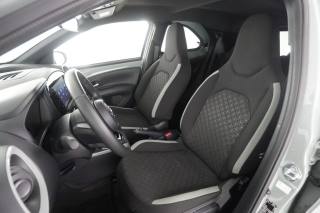 TOYOTA Aygo X usata 2