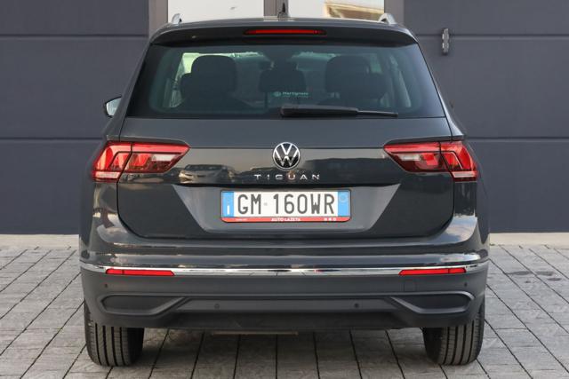 VOLKSWAGEN Tiguan usata, con Bracciolo