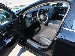MERCEDES-BENZ E 220 usata, con Chiusura centralizzata