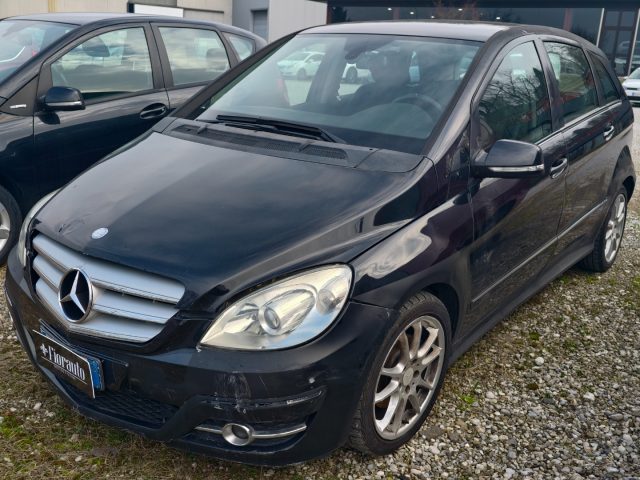 MERCEDES-BENZ B 180 usata, con Climatizzatore