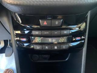 PEUGEOT 2008 usata 21