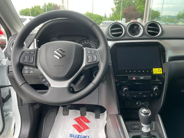 SUZUKI Vitara usata, con Autoradio