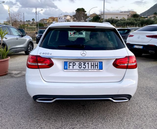 MERCEDES-BENZ C 200 usata, con Autoradio