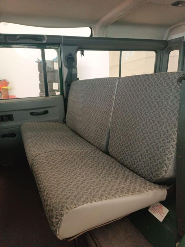 LAND ROVER Defender usata 22