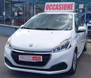 PEUGEOT 208 usata, con Autoradio