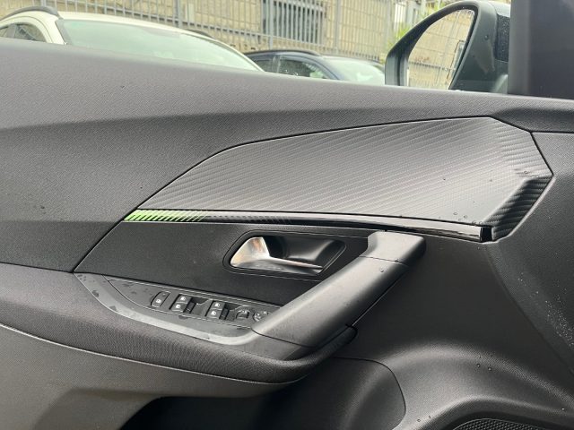 PEUGEOT 2008 usata, con Servosterzo