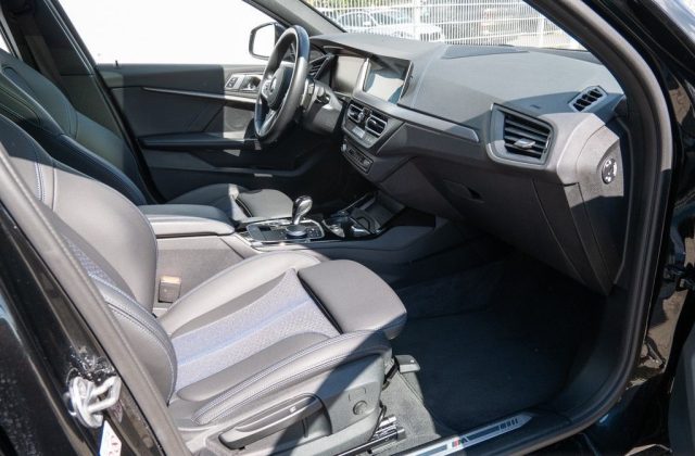BMW 120 usata, con Alzacristalli elettrici