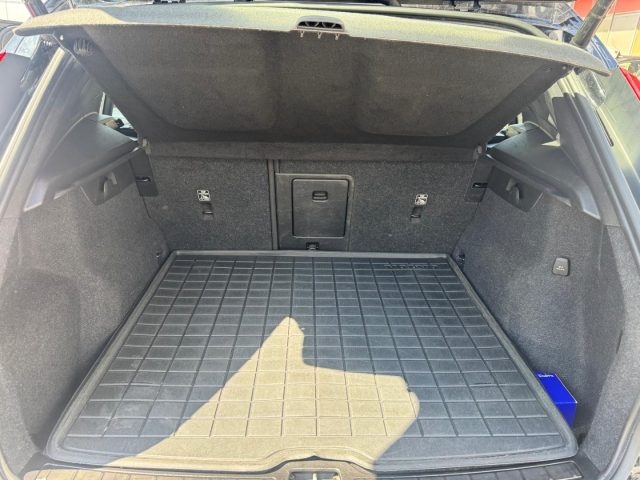 VOLVO XC40 usata, con Touch screen