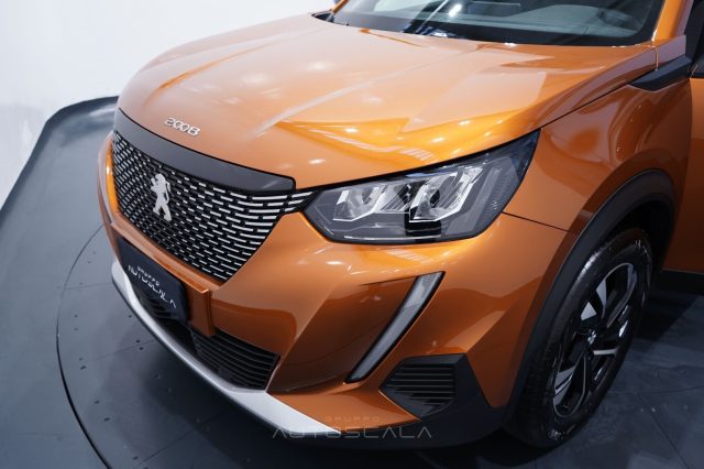 PEUGEOT 2008 usata, con Specchietti laterali elettrici