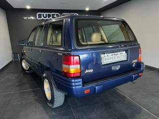 JEEP Grand Cherokee usata, con Autoradio